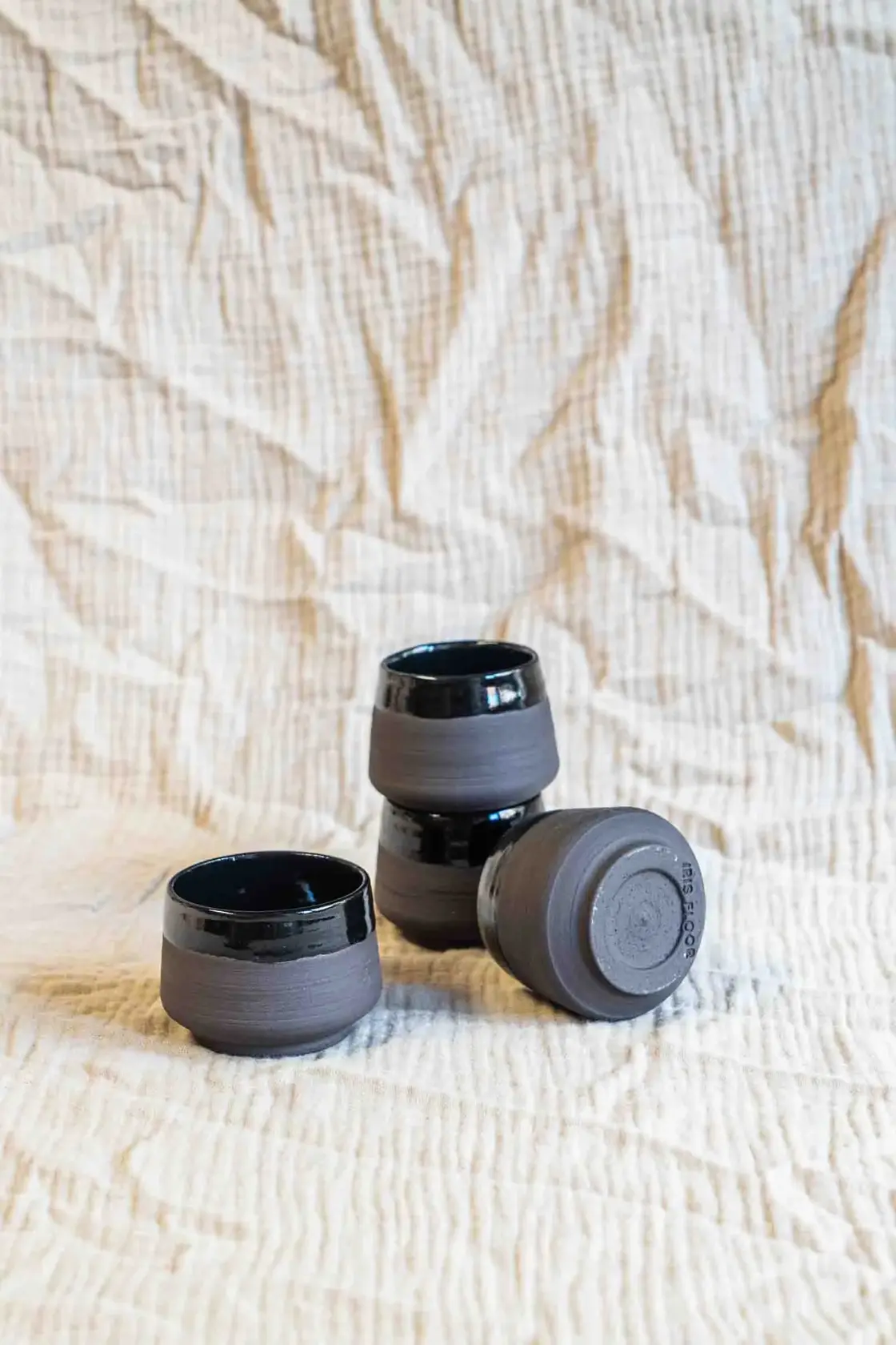Espresso cup Umami STUDIO kapstok Iris Floor black coffee mug small handmade black glaze art design