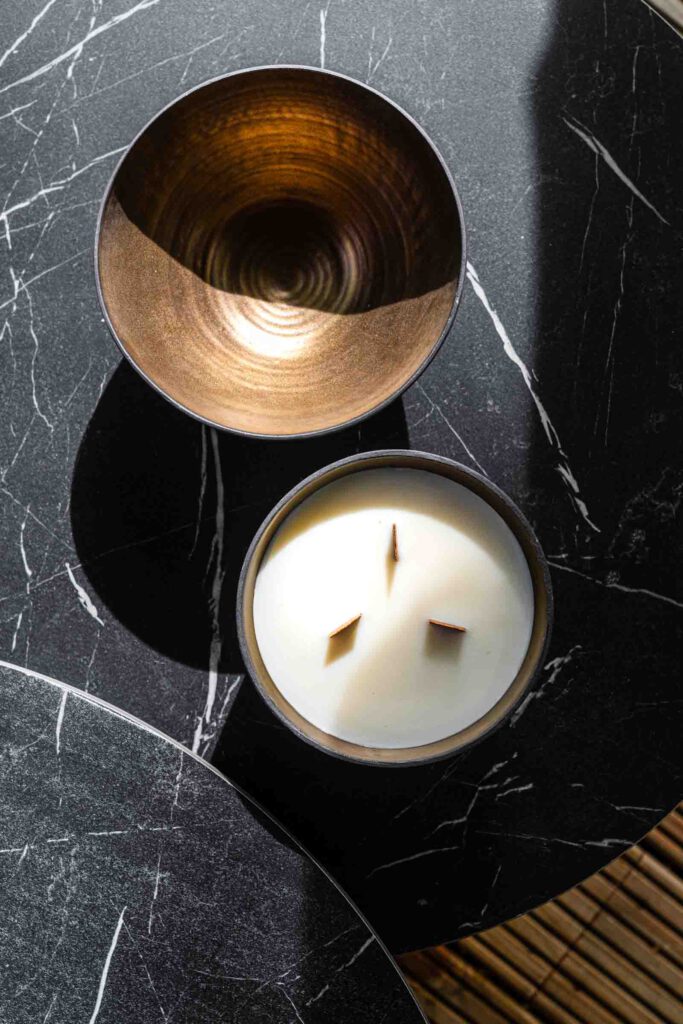 Candle Umami Collection matte black gold STUDIO kapstok handmade Iris Floor Ceramics